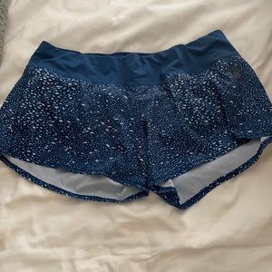 Oiselle Roga Running shorts